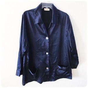Vintage Victoria’s Secret satin sleep shirt medium